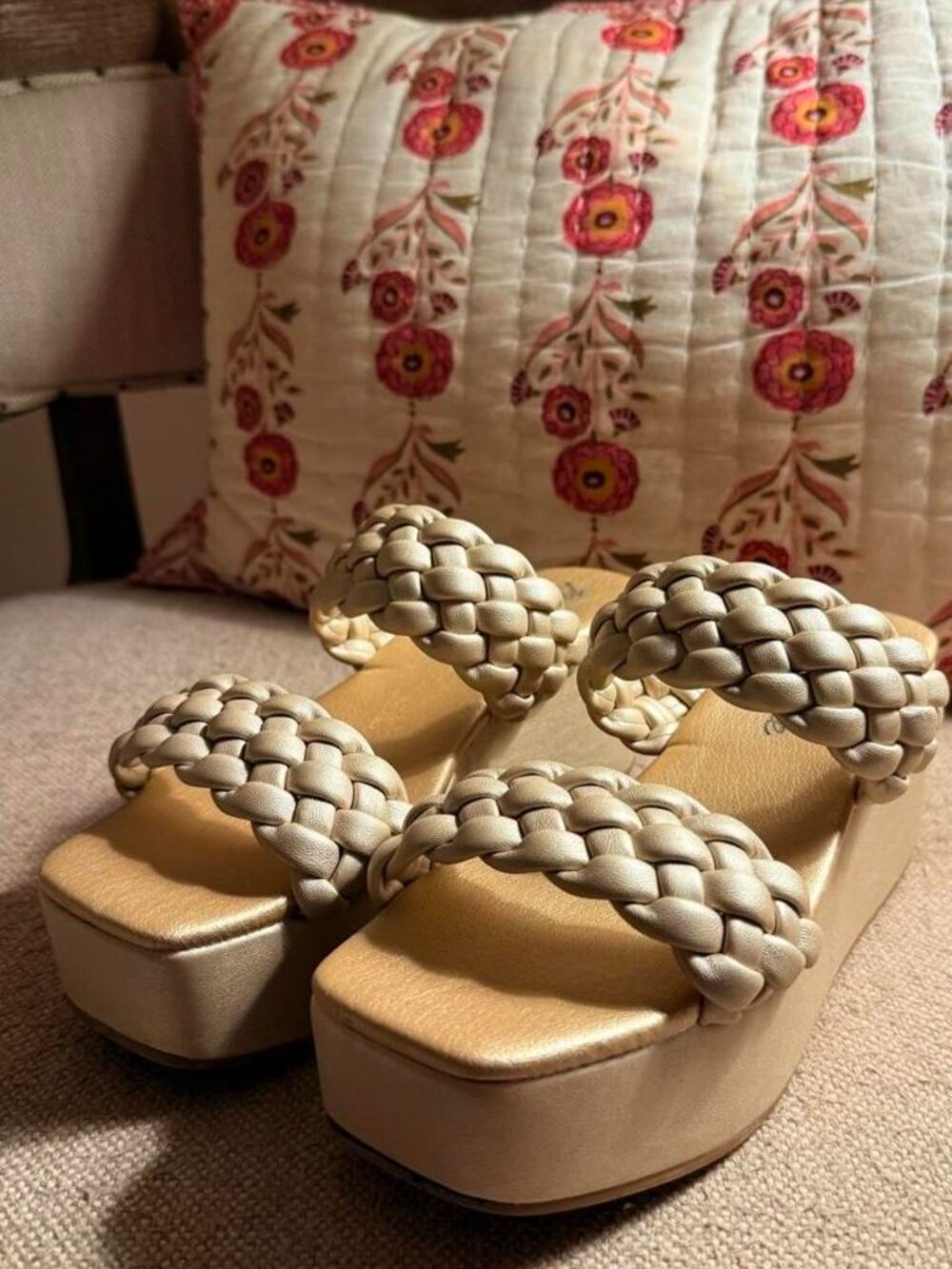 Matisse Women's Tan and Cream Platform Sandals